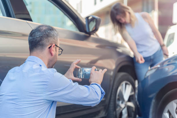 Professional Commercial Auto Insurance technician working in Orinda, CA